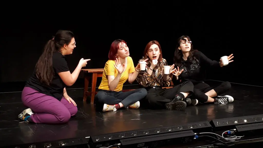 Pépère news - L’Onde Théâtrale et son spectacle par et pour les étudiants